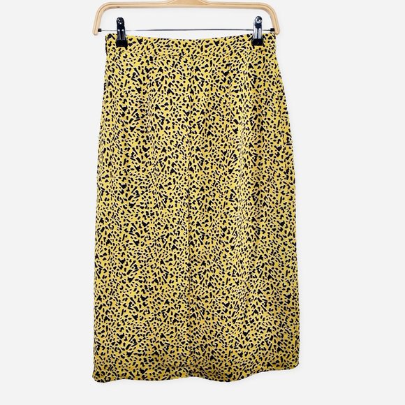 NWT BCBGeneration Printed Front Slit Midi Skirt Yellow/Black Animal Print Size 2 - Picture 3 of 9